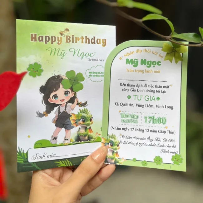 Thiệp Mời Thôi Nôi Sinh Nhật Đầy Tháng Bé Gái Cỏ 4 Lá Cute